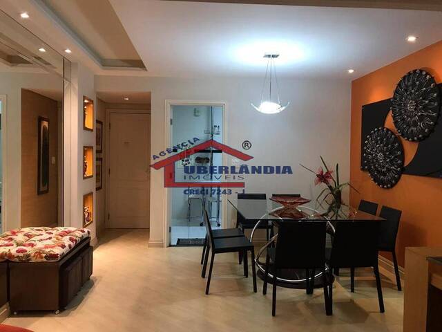 Apartamento para Venda em Uberlândia - 2