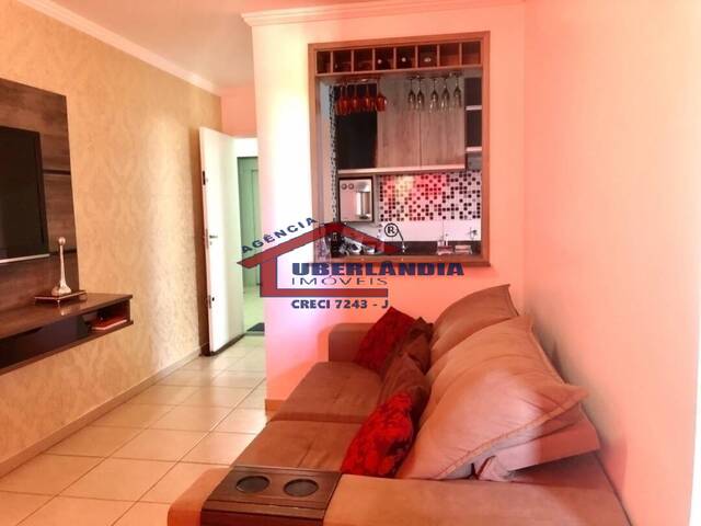Apartamento para Venda em Uberlândia - 4