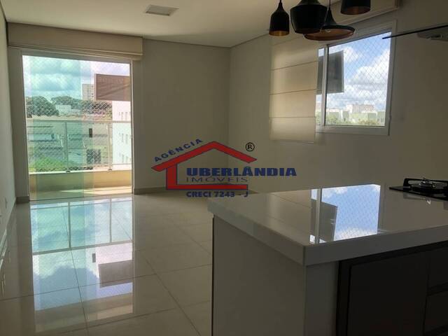 Apartamento para Venda em Uberlândia - 3