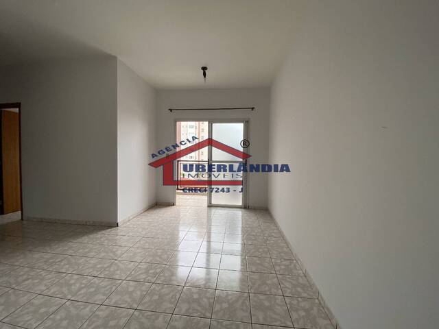 Apartamento para Venda em Uberlândia - 5