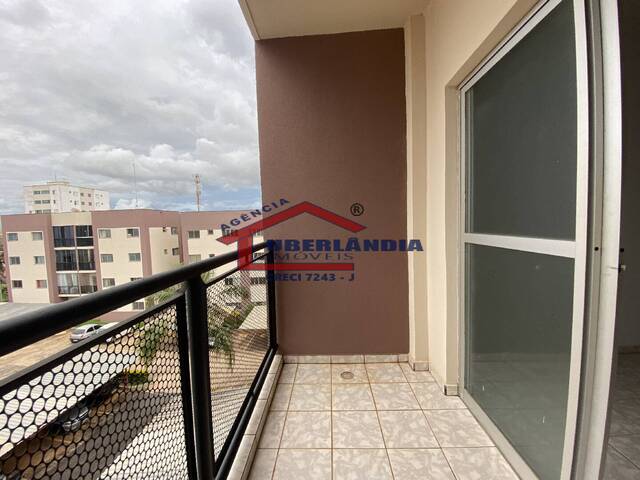 Apartamento para Venda em Uberlândia - 3