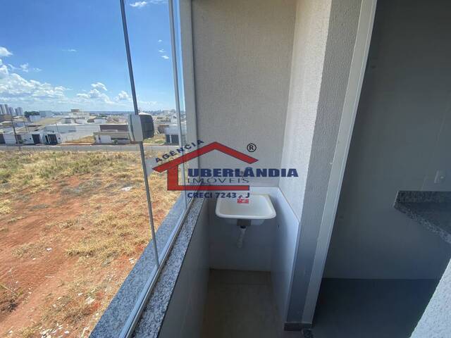 Apartamento para Venda em Uberlândia - 4