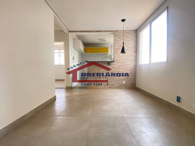 Apartamento para Venda em Uberlândia - 4