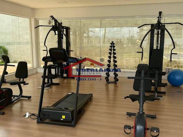 Apartamento para Venda em Uberlândia - 5