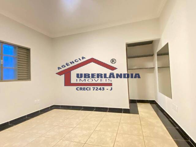 Casa para Venda em Uberlândia - 2