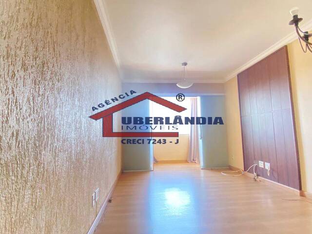 Apartamento para Venda em Uberlândia - 2