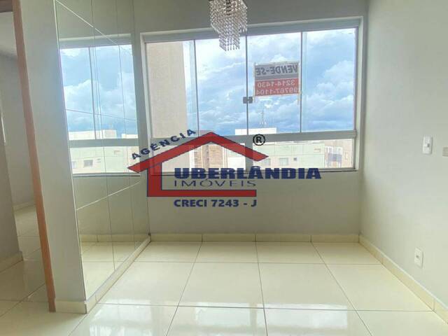 Apartamento para Venda em Uberlândia - 5